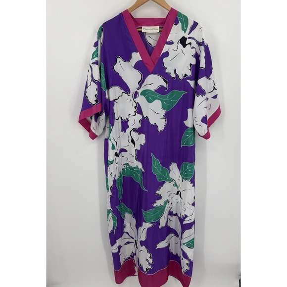 Oscar de la Renta Dresses & Skirts - Oscar De La Renta Vtg Purple Floral 3/4 Sleeve Kaftan Mimi House Dress One‎ Size